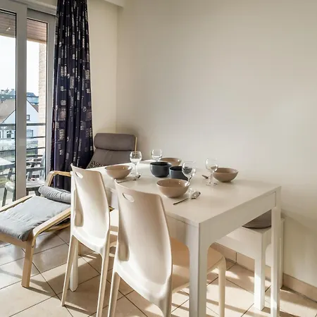 アパート Cat Tweede